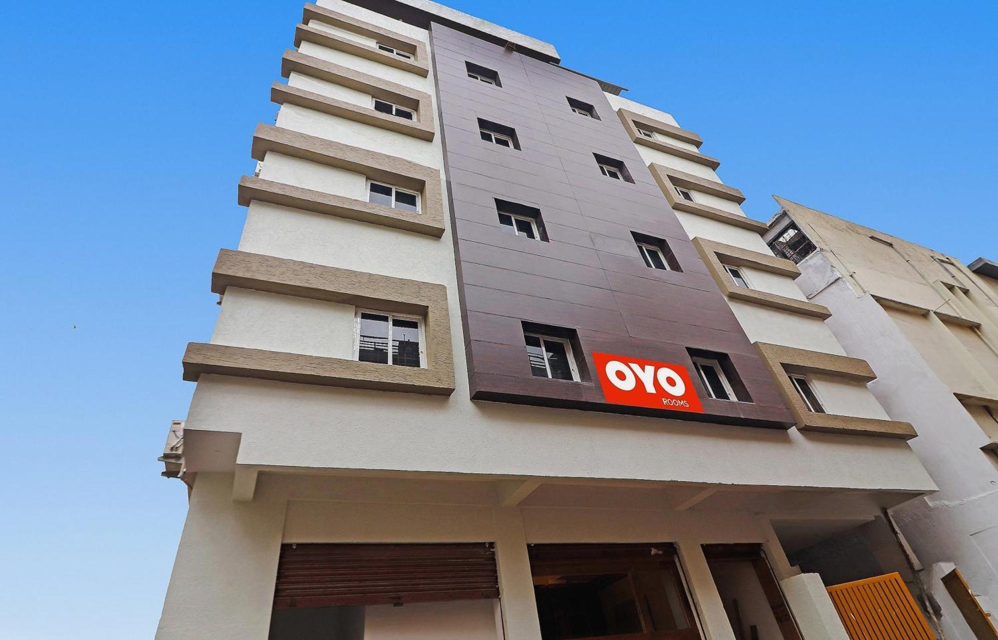 OYO 70047 Hotel Night Eye Haiderabad Buitenkant foto
