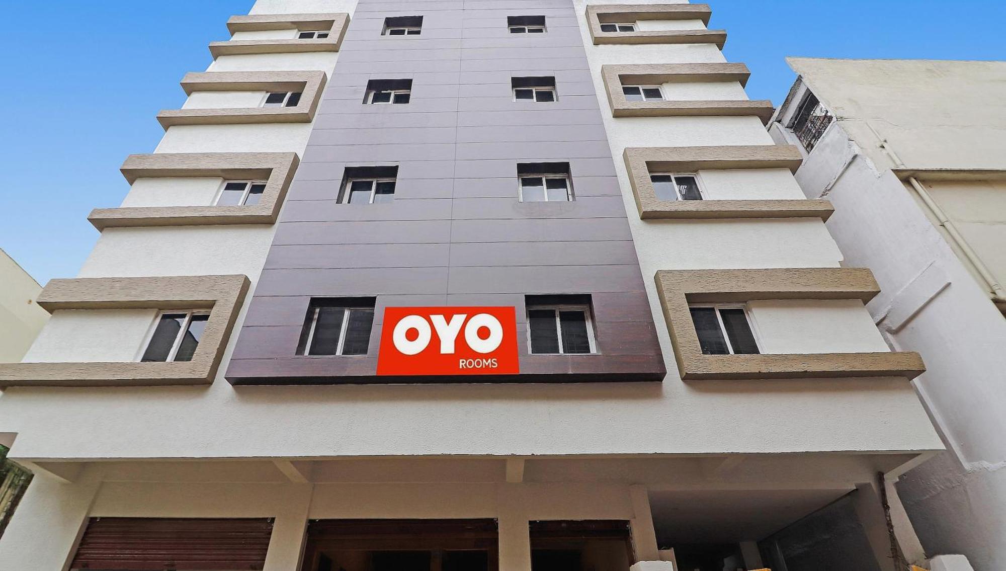 OYO 70047 Hotel Night Eye Haiderabad Buitenkant foto