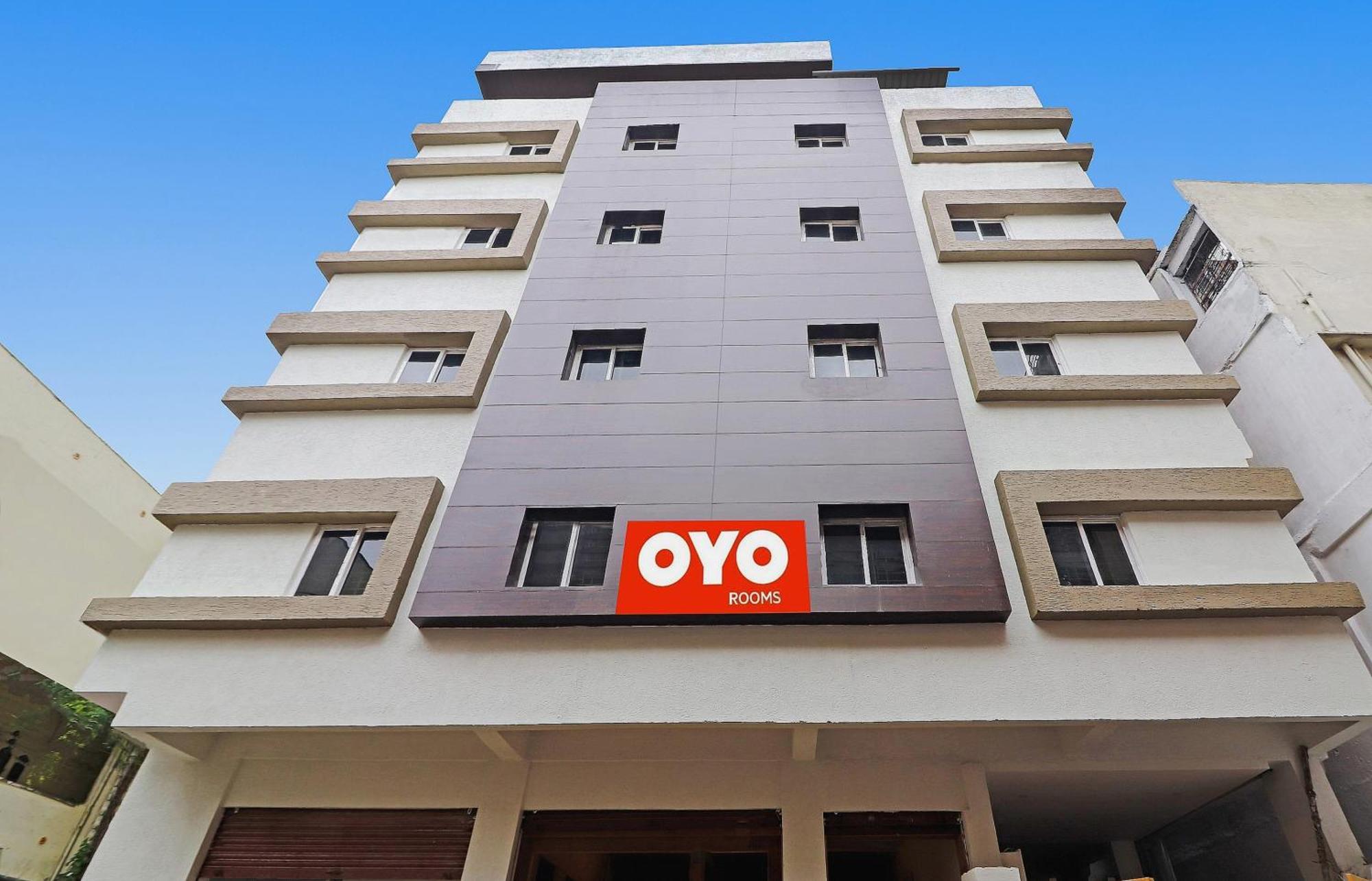 OYO 70047 Hotel Night Eye Haiderabad Buitenkant foto