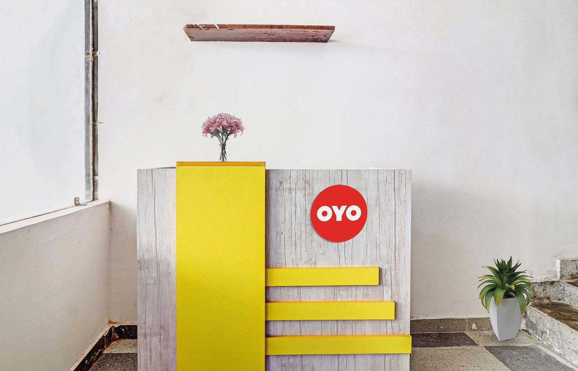 OYO 70047 Hotel Night Eye Haiderabad Buitenkant foto